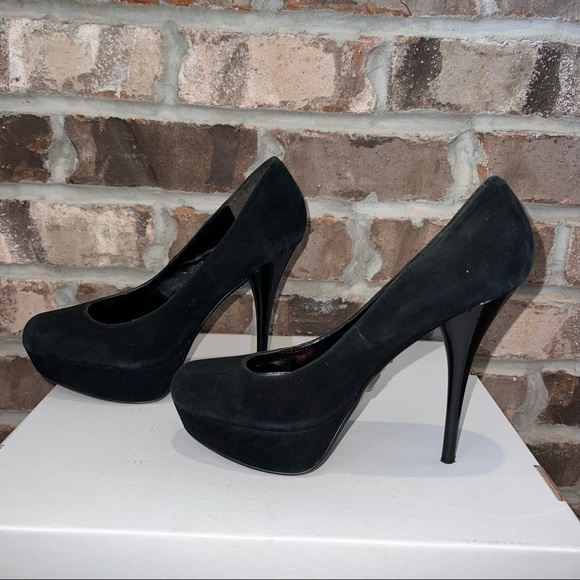 5in Black Heels - Picture 7 of 10